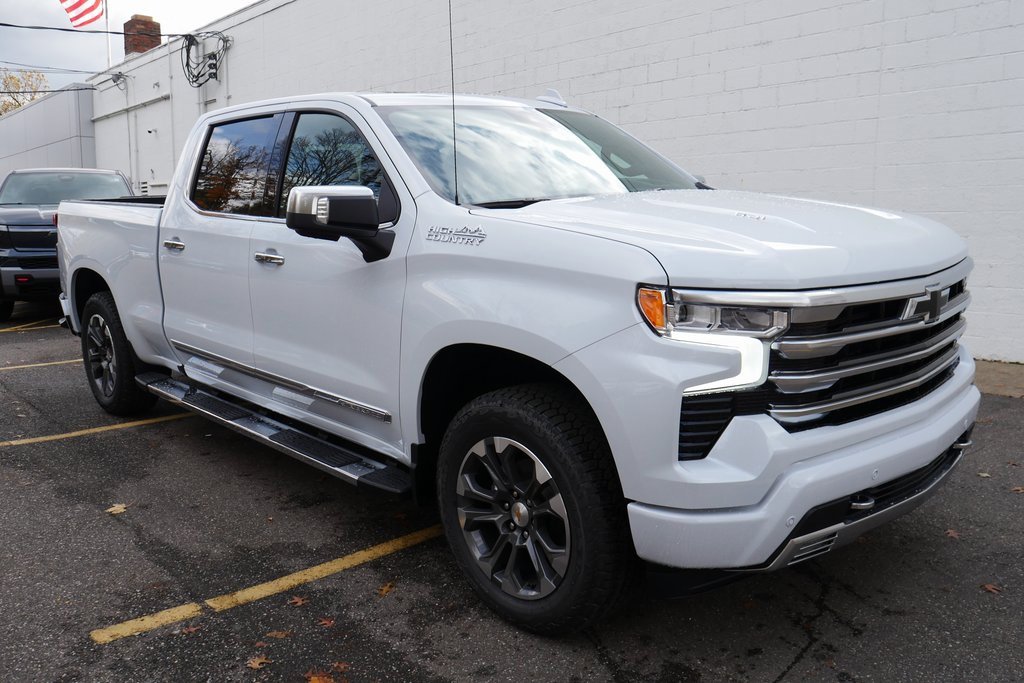 New 2026 Chevrolet Silverado 1500 High Country w/ Technology Package image 2