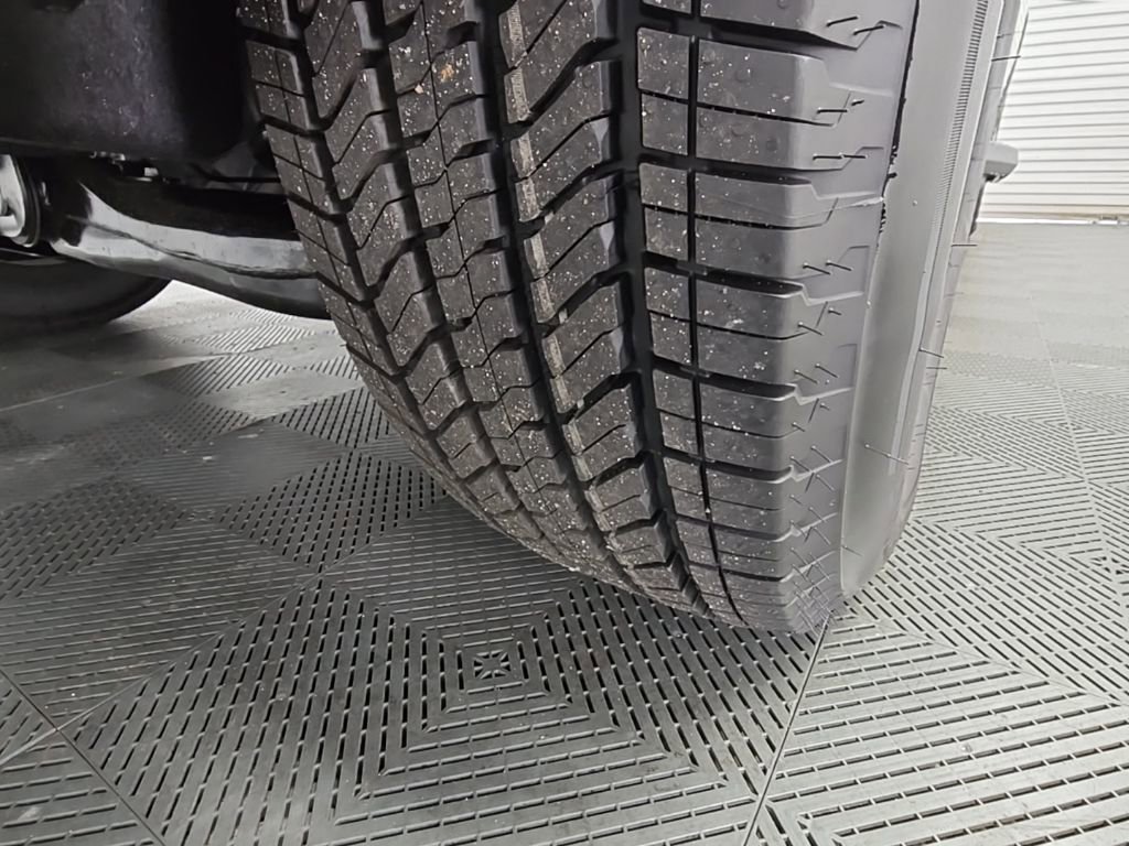 New 2026 GMC Sierra EV Elevation image 47