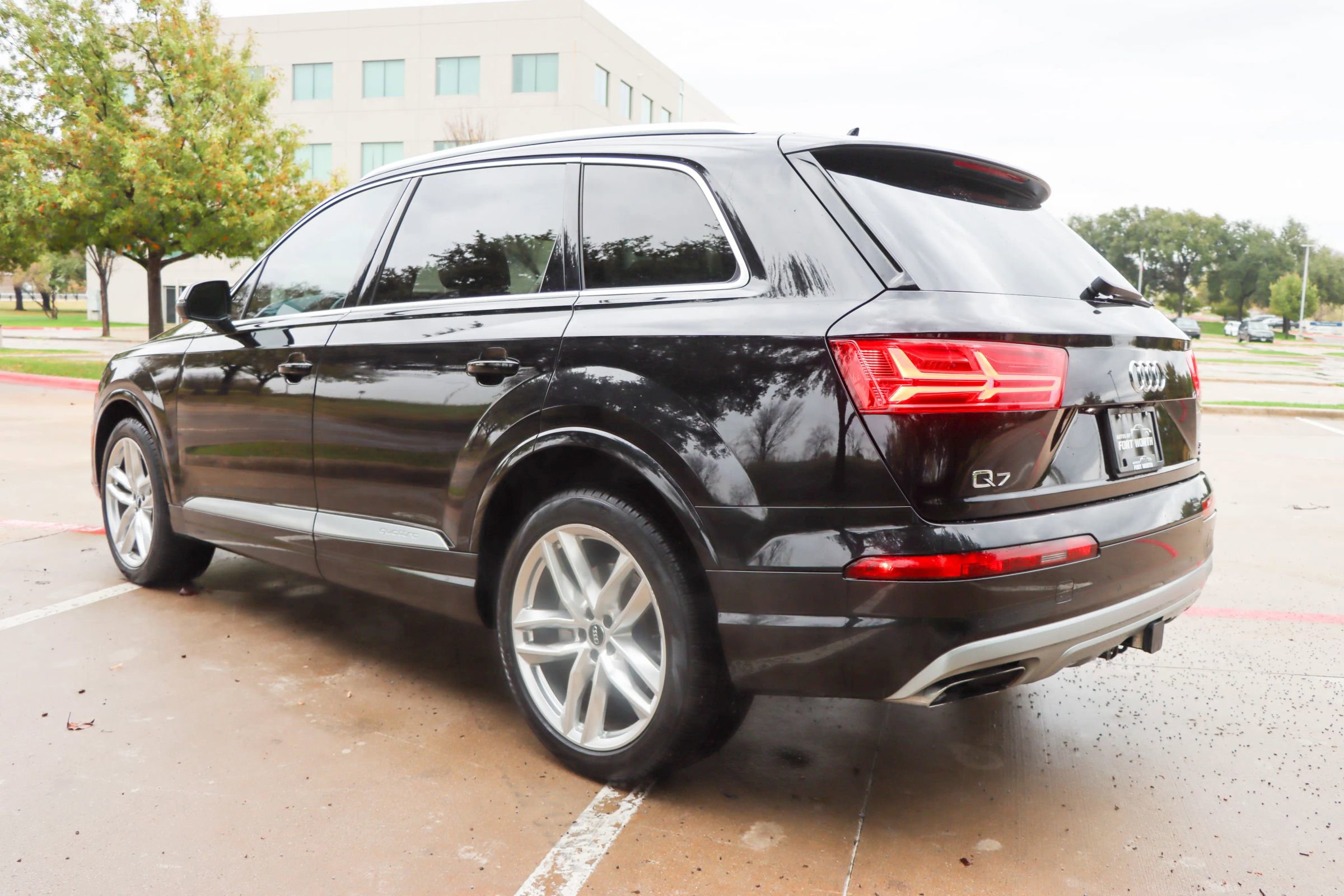 Used 2018 Audi Q7 3.0T Prestige image 5