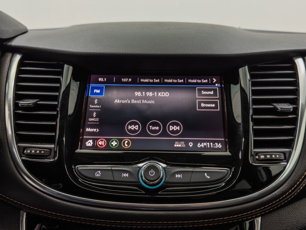 Used 2020 Chevrolet Trax Premier FWD image 33