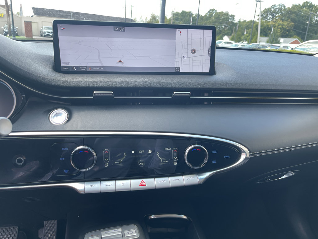 Used 2025 Genesis GV70 2.5T image 27