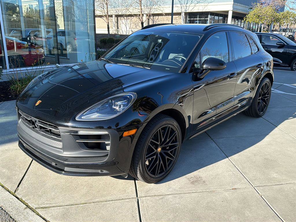 Used 2024 Porsche Macan GTS video 1