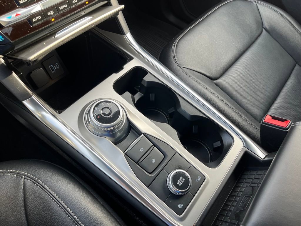 Used 2022 Ford Explorer Limited w/ Equipment Group 301A image 26