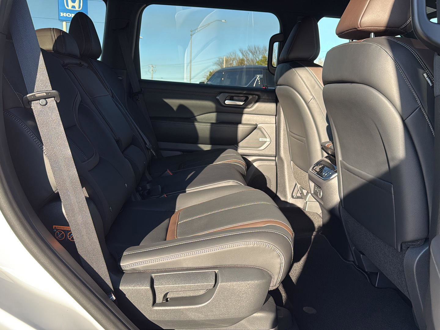 New 2026 Nissan Armada SL w/ Convenience Package image 38