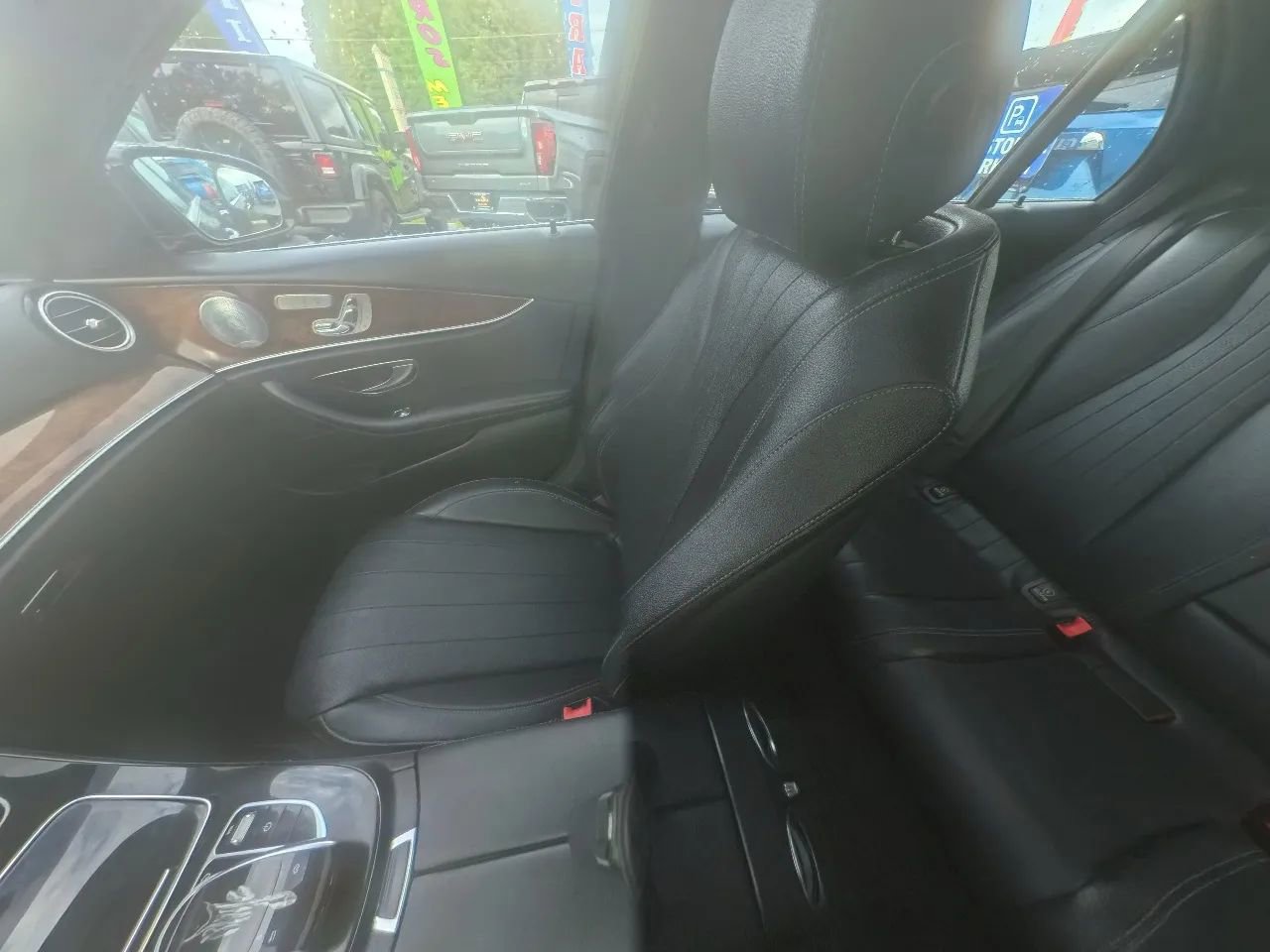 Used 2018 Mercedes-Benz E 300 4MATIC w/ Premium 1 Package image 26