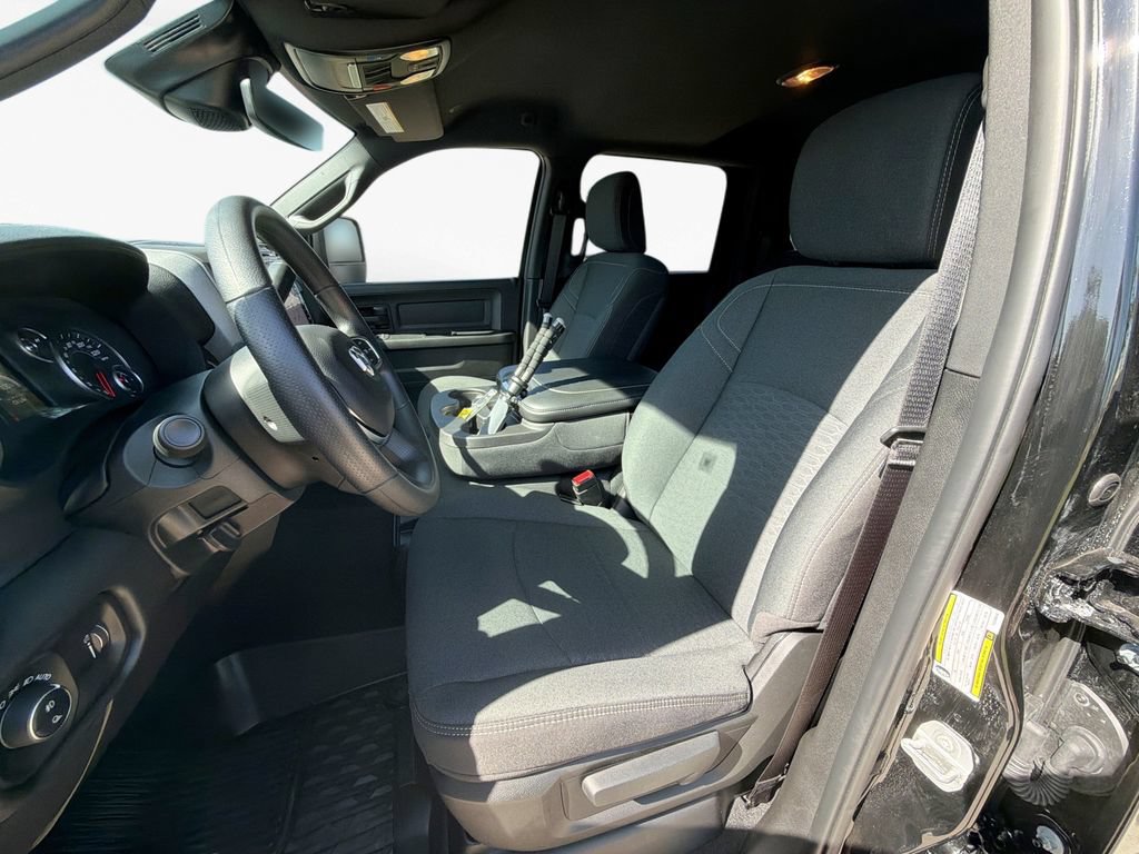 Certified 2026 RAM 3500 Tradesman AWD/4WD image 13