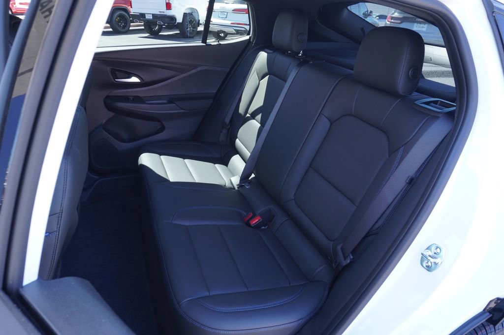 New 2026 Buick Envista Sport Touring w/ Convenience II Package image 9