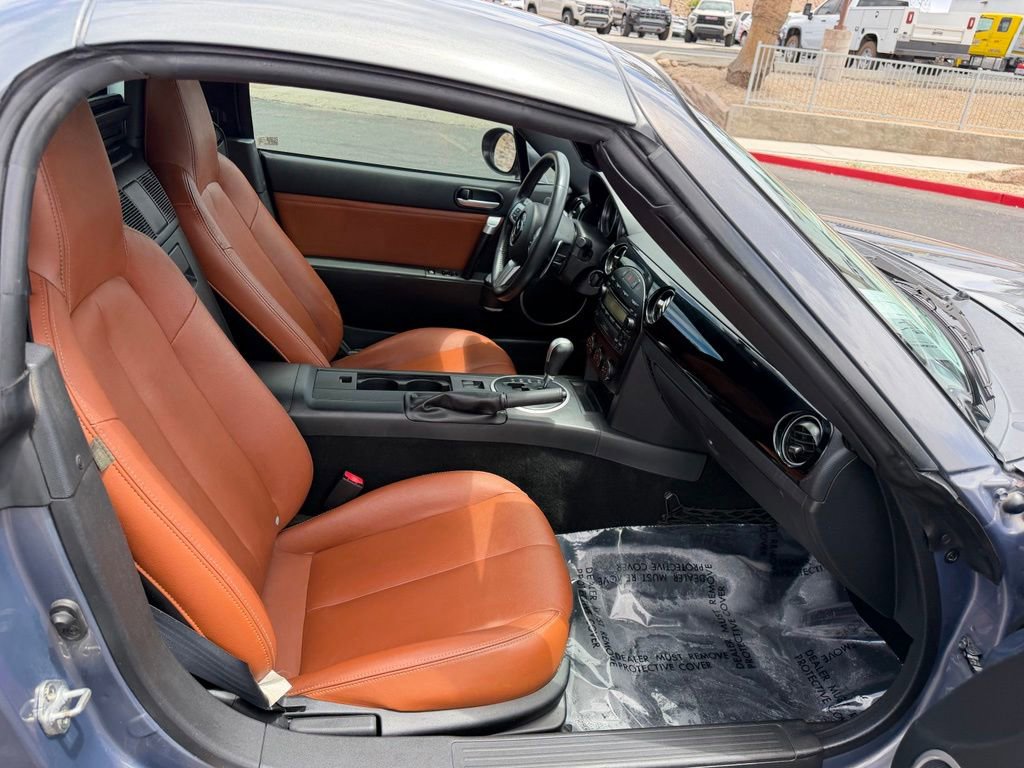 Used 2008 MAZDA MX-5 Miata Grand Touring w/ Premium Pkg RWD image 13