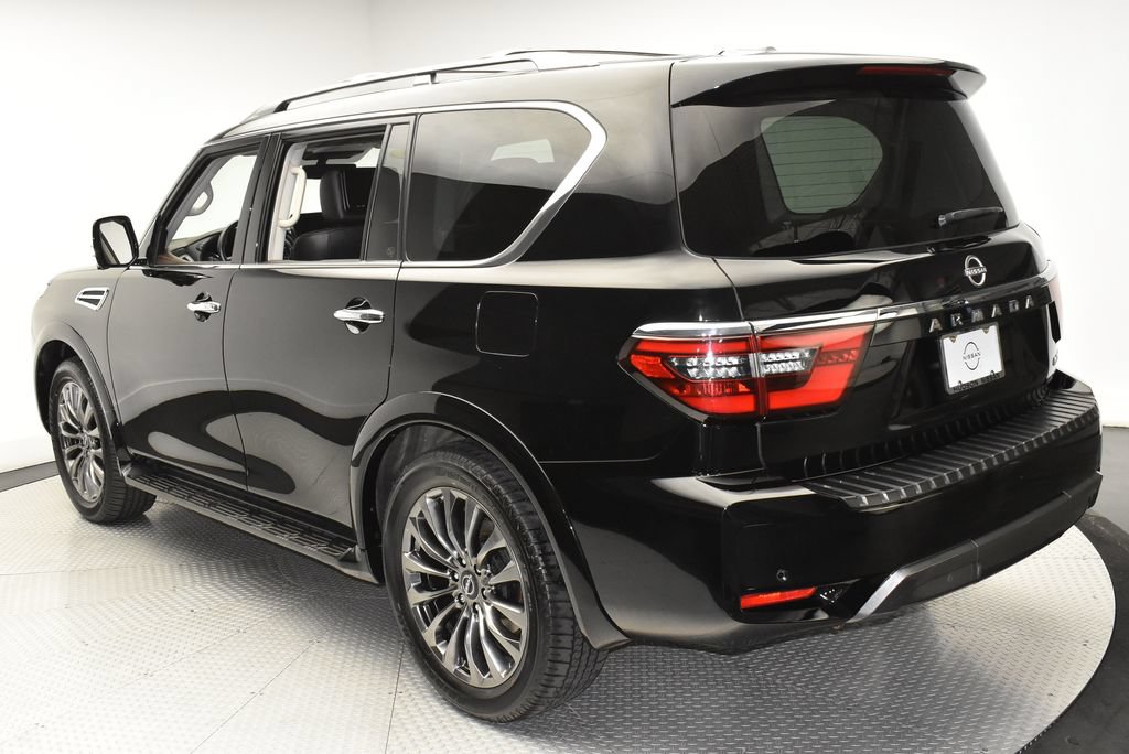 Used 2023 Nissan Armada Platinum w/ Captain's Chairs Package AWD/4WD image 7