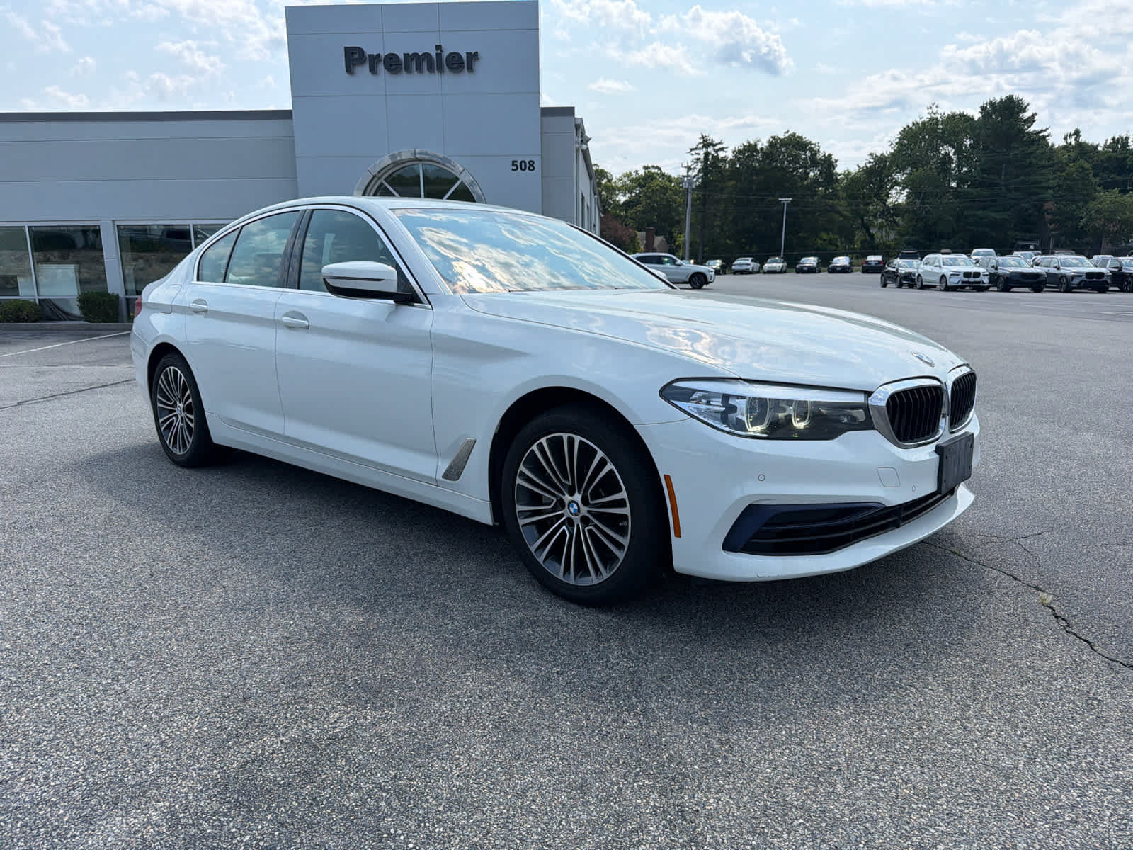 Used 2020 BMW 540i xDrive w/ Convenience Package AWD/4WD image 2
