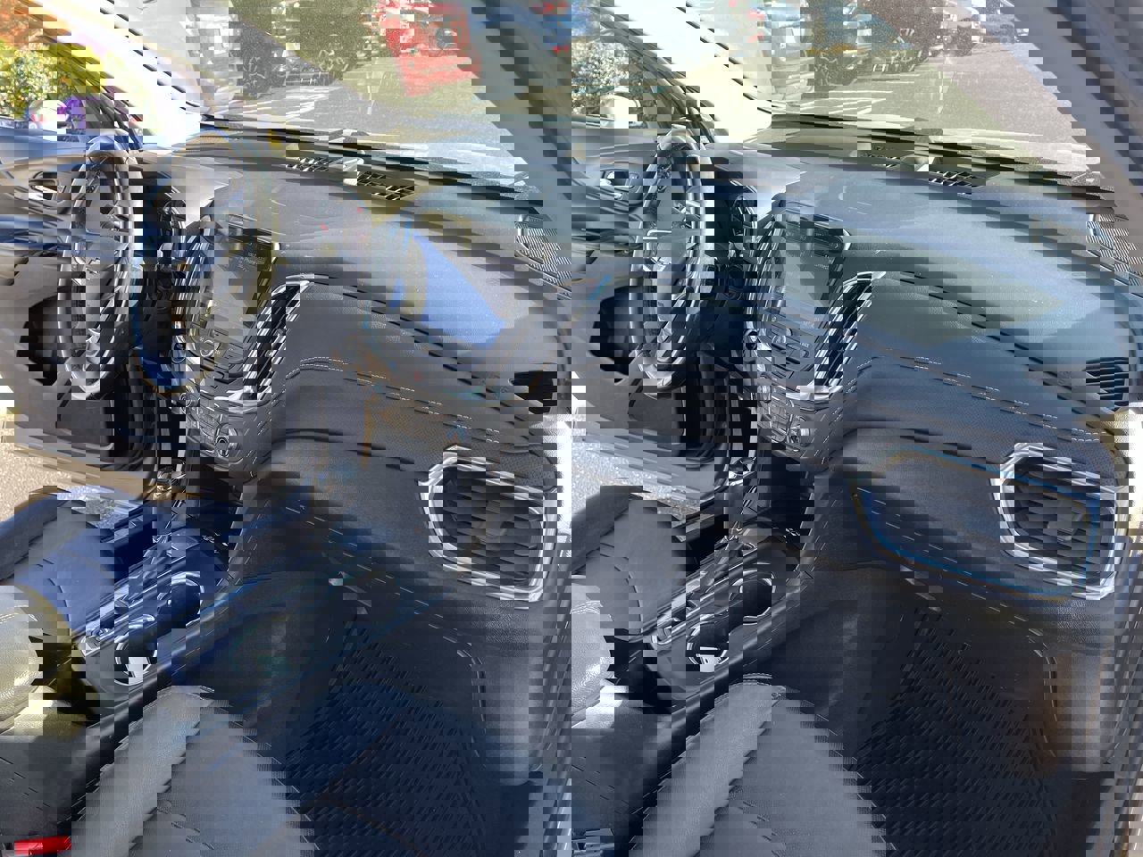 Used 2019 Chevrolet Equinox Premier image 28