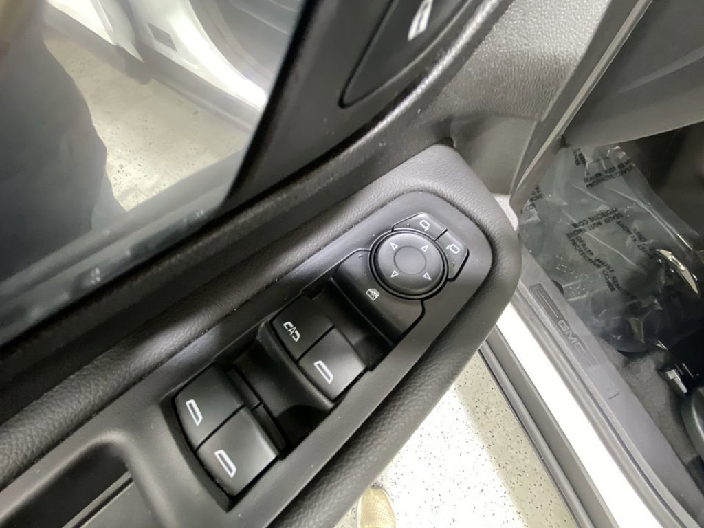 Certified 2023 GMC Terrain SLE w/ Driver Convenience Package FWD image 32