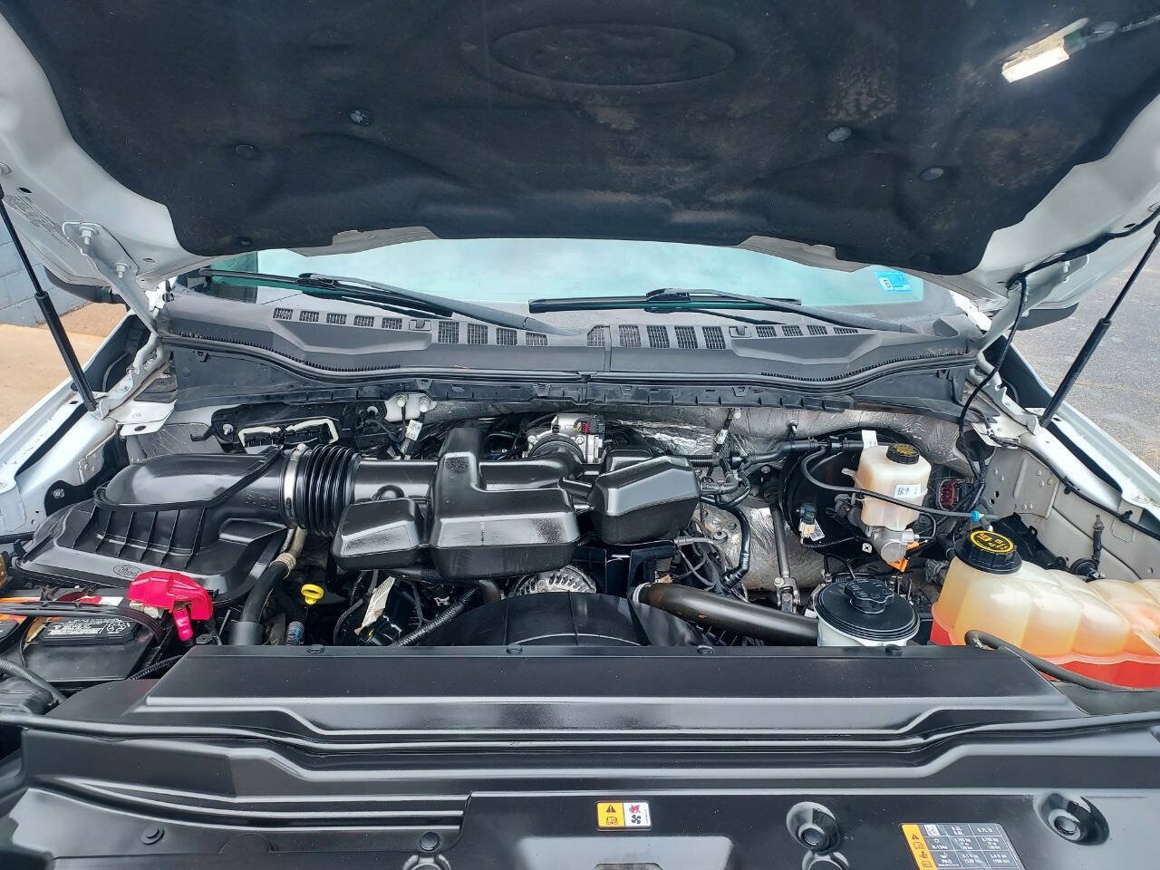 Used 2017 Ford F250 XL w/ Power Equipment Group AWD/4WD image 27