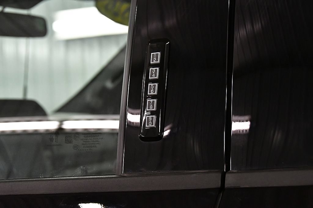 Used 2026 Ford F150 Lariat AWD/4WD image 15