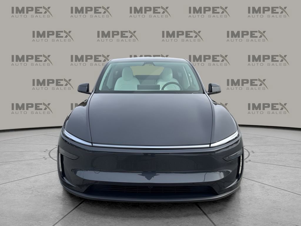 Used 2026 Tesla Model Y Premium image 8