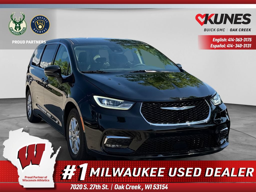 Used 2024 Chrysler Pacifica Touring-L FWD image 1