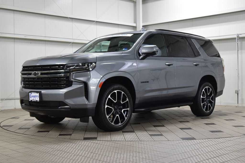 Used 2022 Chevrolet Tahoe RST w/ Sport Performance Package AWD/4WD image 3
