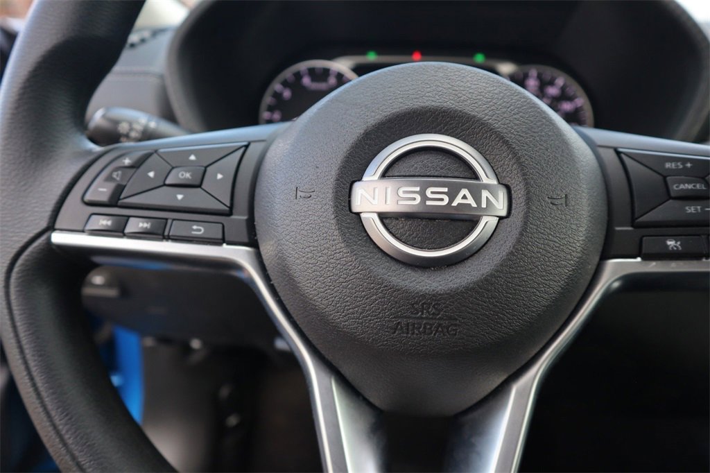 Certified 2025 Nissan Sentra SV image 18