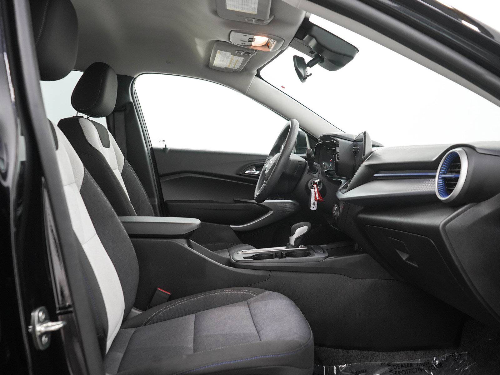 Used 2024 Chevrolet Trax LS FWD image 12