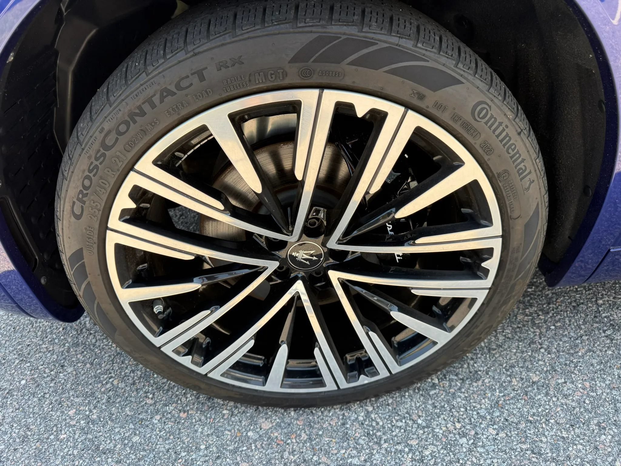 Used 2023 Maserati Grecale Modena AWD/4WD image 34
