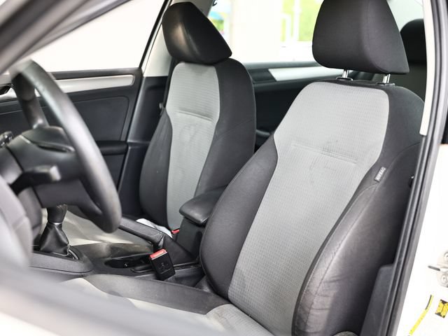 Used 2018 Volkswagen Jetta S FWD image 18