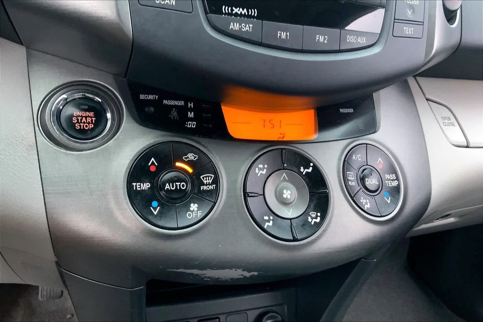 Used 2010 Toyota RAV4 Limited AWD/4WD image 31
