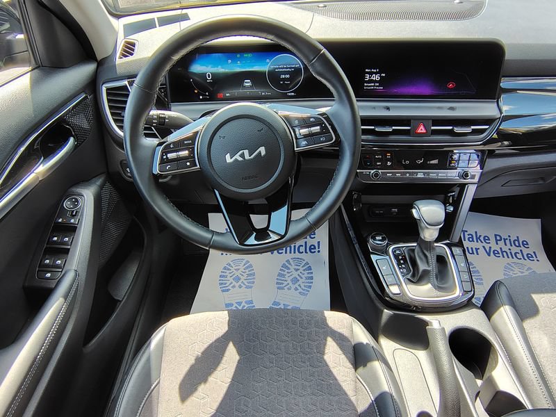 Certified 2024 Kia Seltos S AWD/4WD image 19