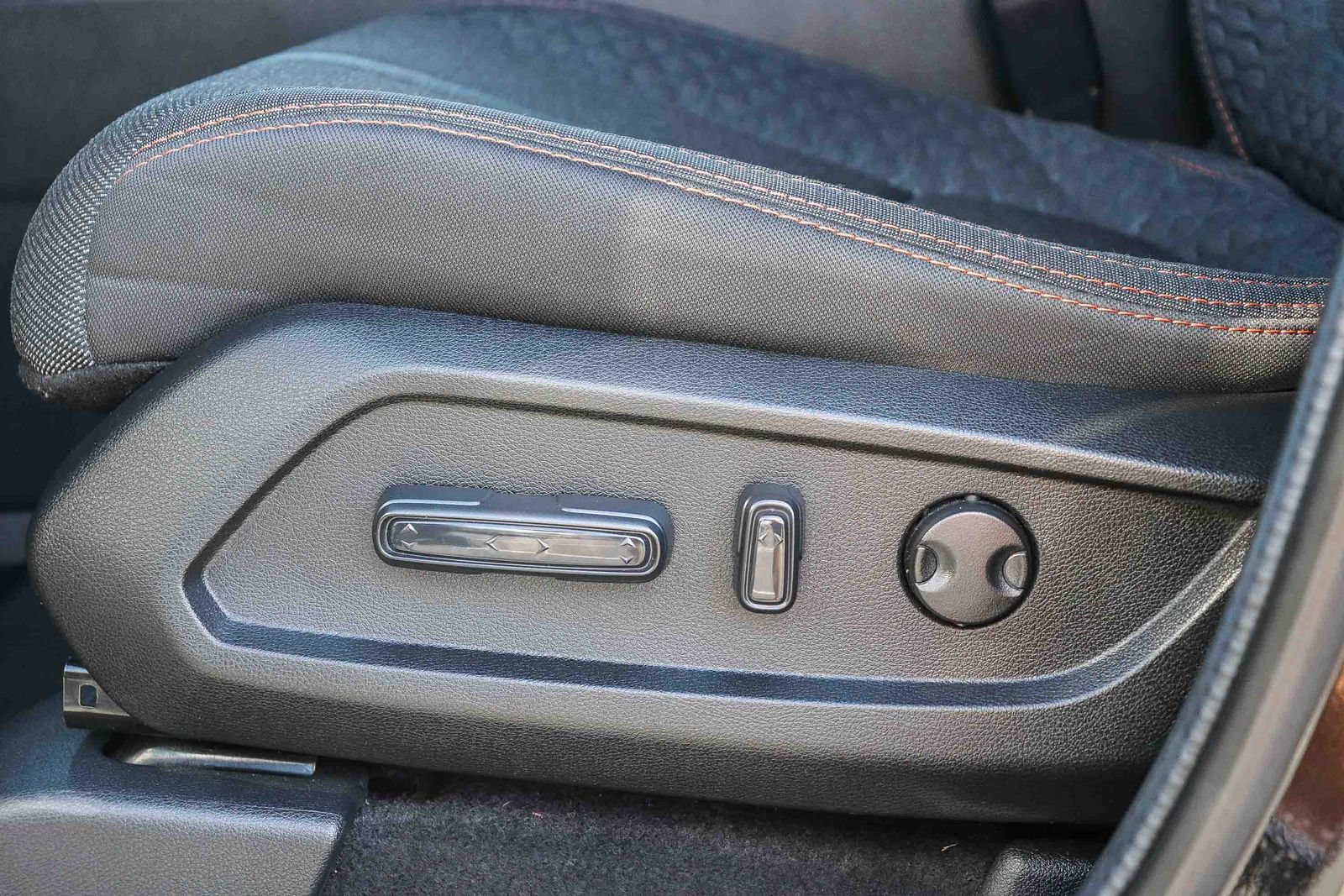 Used 2024 Honda Pilot Sport image 28