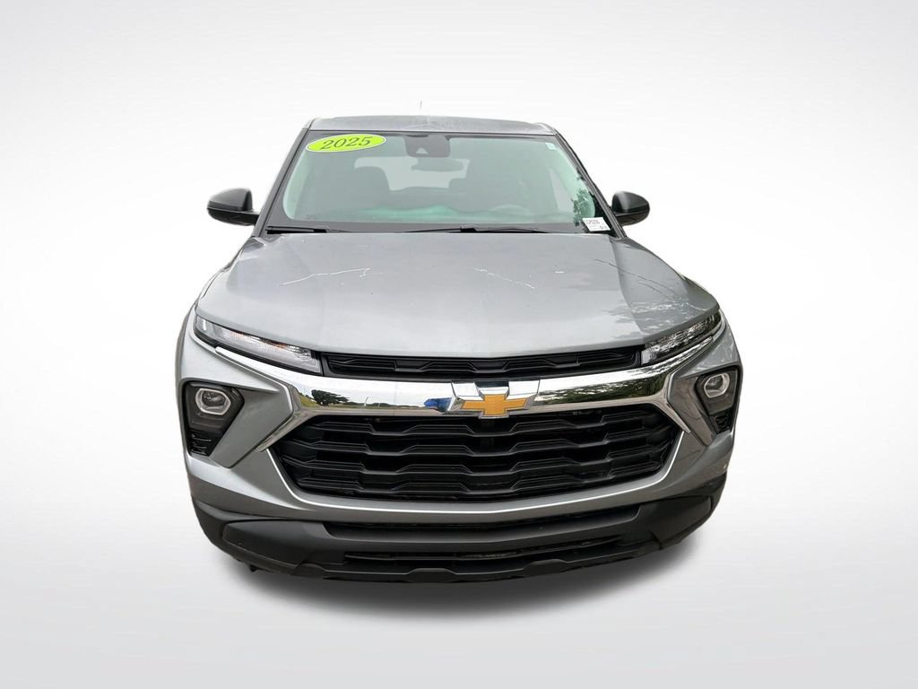 Used 2025 Chevrolet TrailBlazer LS w/ LS Convenience Package FWD image 10