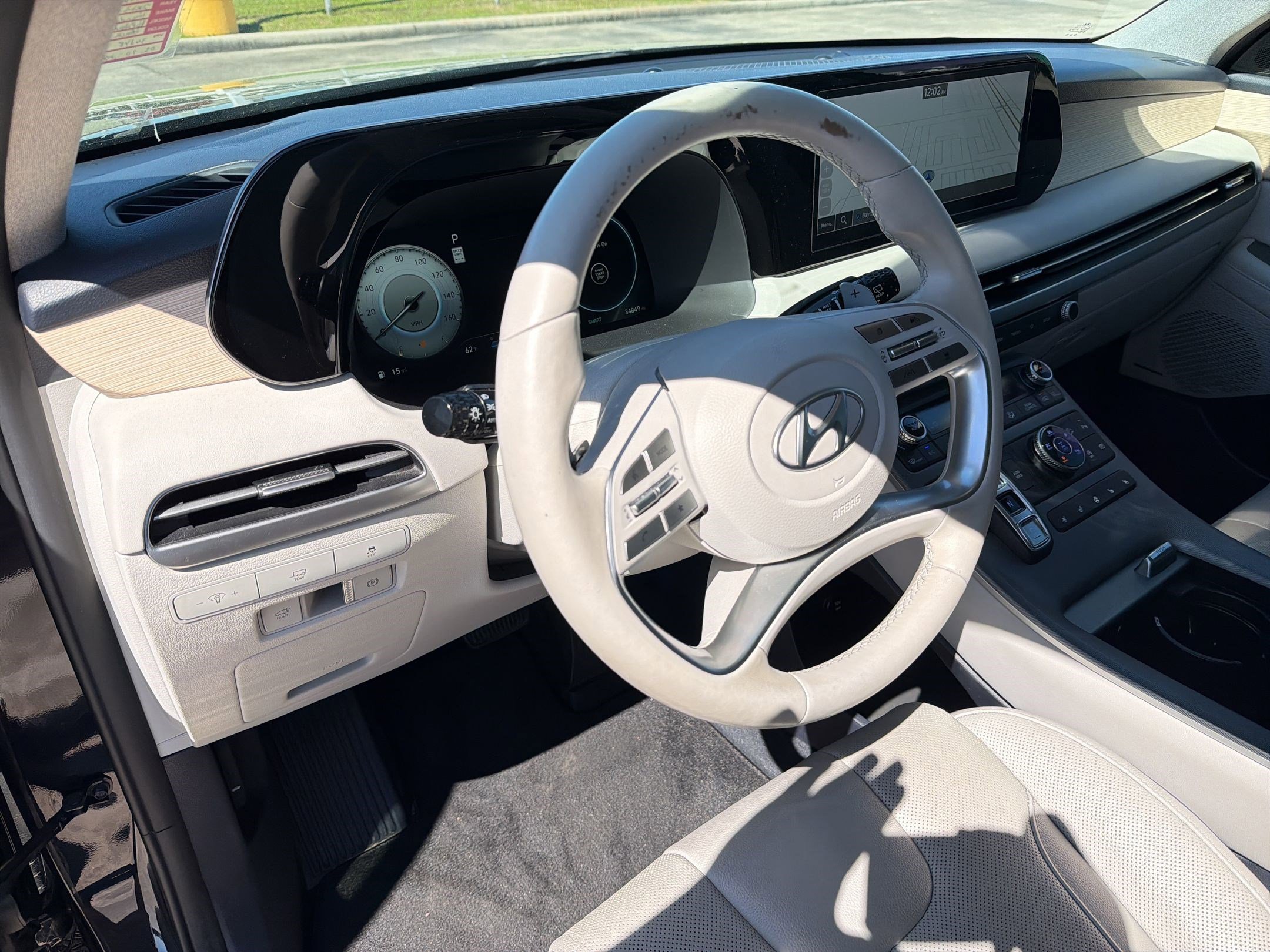 Used 2023 Hyundai Palisade Limited w/ Cargo Package AWD/4WD image 4