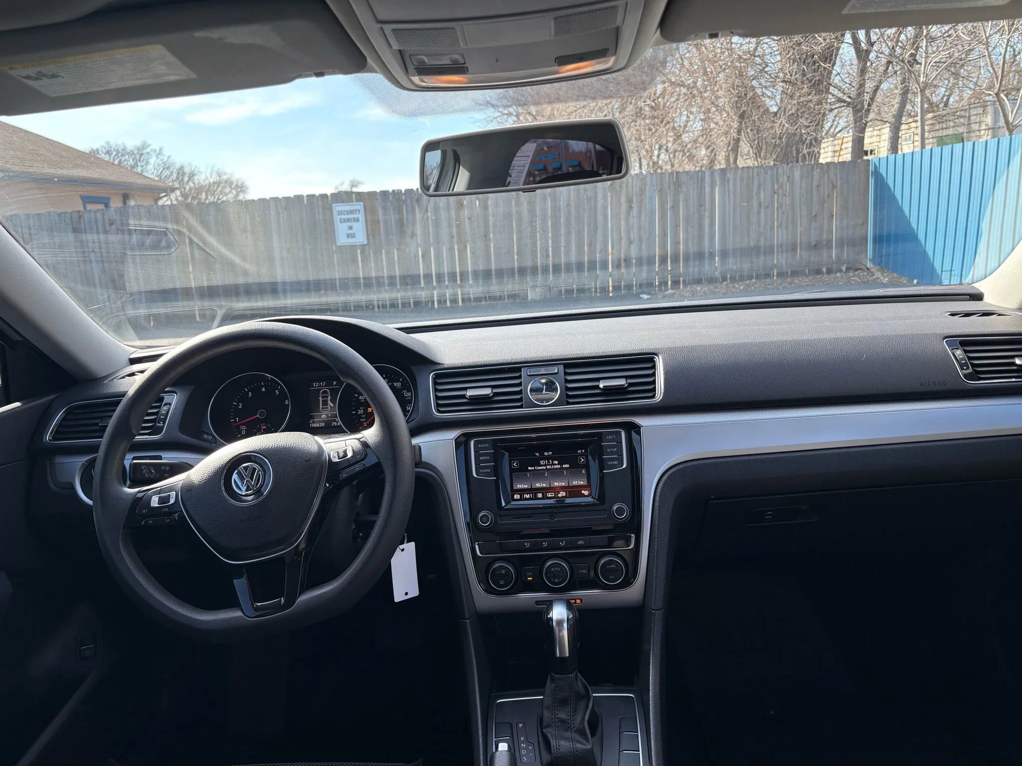 Used 2017 Volkswagen Passat 1.8T S image 18