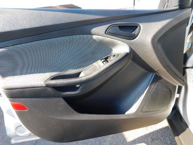 Used 2013 Ford Focus S image 11