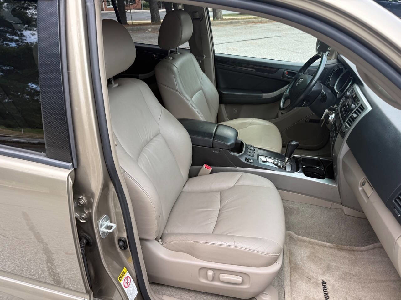 Used 2007 Toyota 4Runner Limited image 19