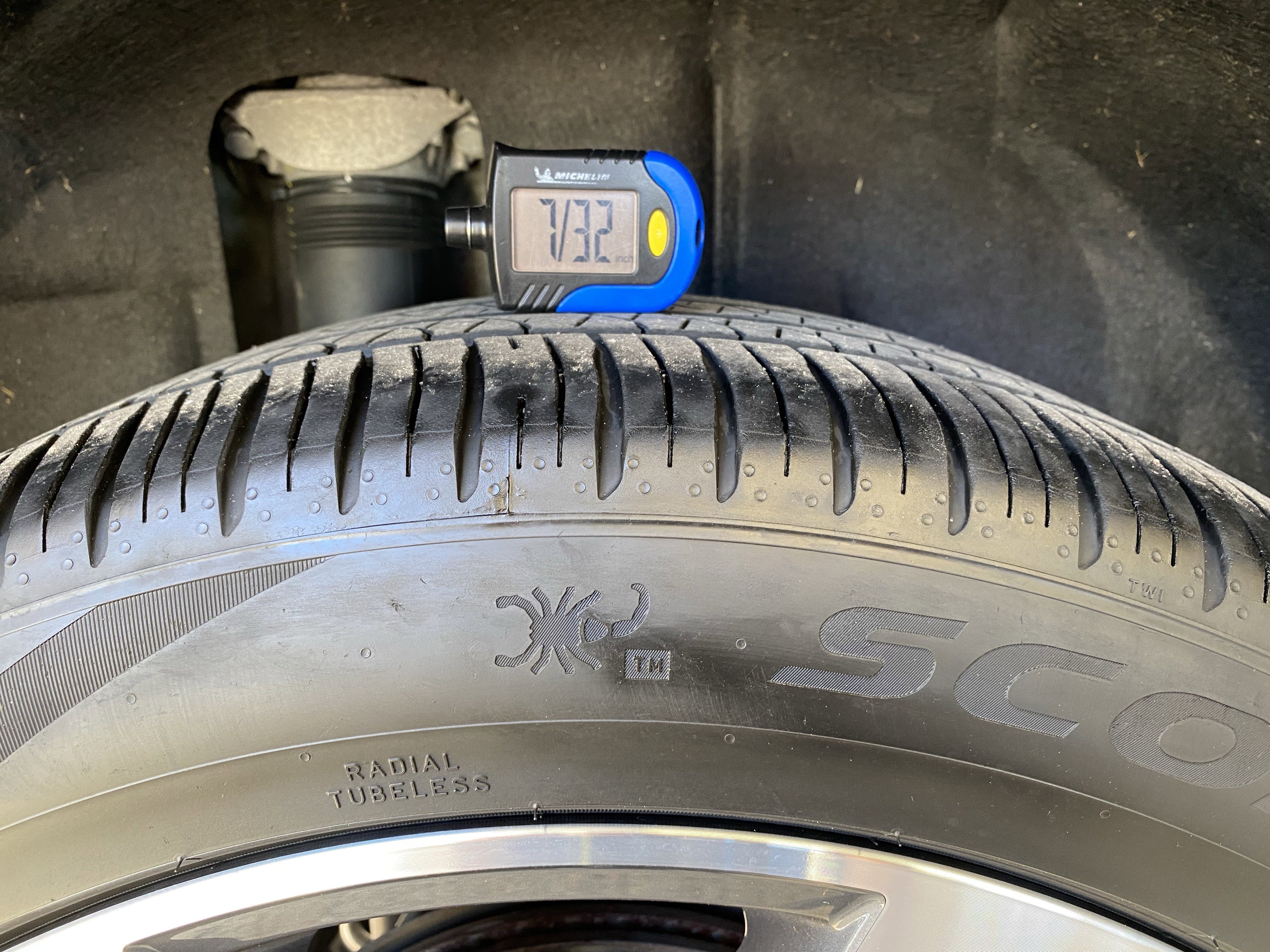 Certified 2023 Volkswagen Atlas Cross Sport SEL Premium R-Line AWD/4WD image 24