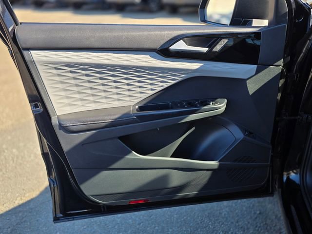 Used 2024 Volkswagen Taos S image 22