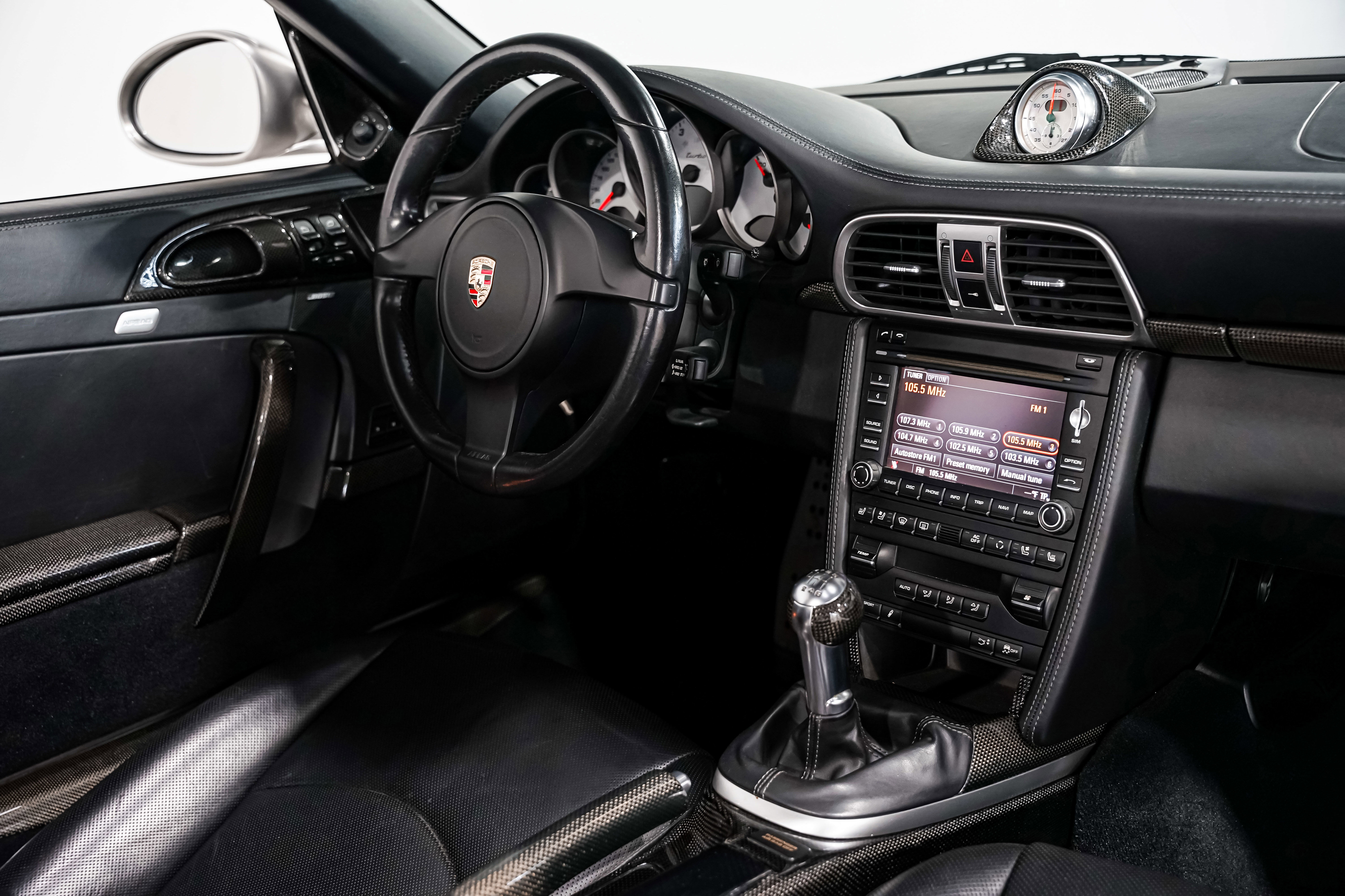 Used 2012 Porsche 911 Turbo image 33