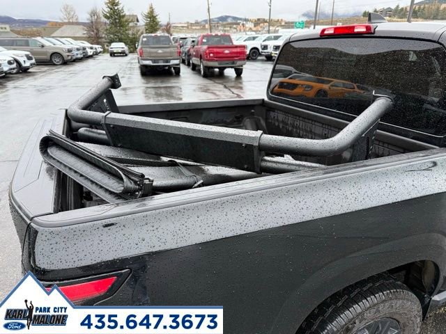 Used 2023 Nissan Frontier SV w/ Midnight Edition Package image 10