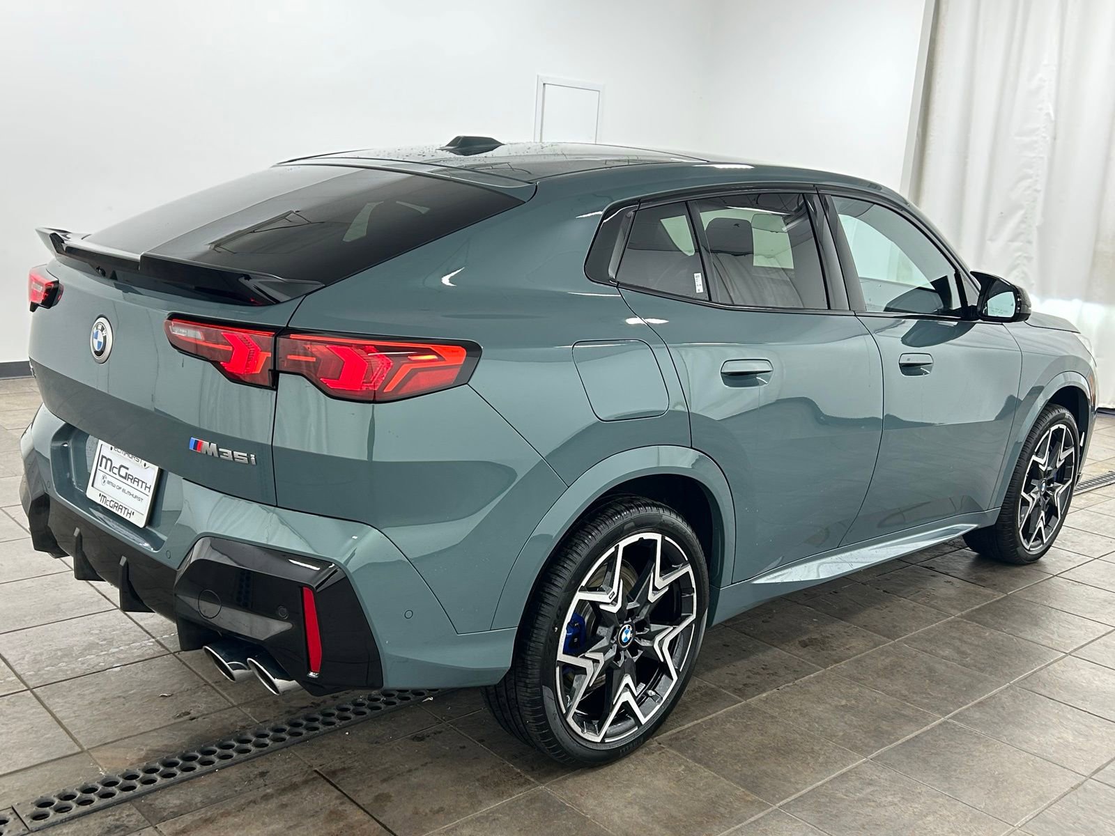 Used 2025 BMW X2 M35i image 5