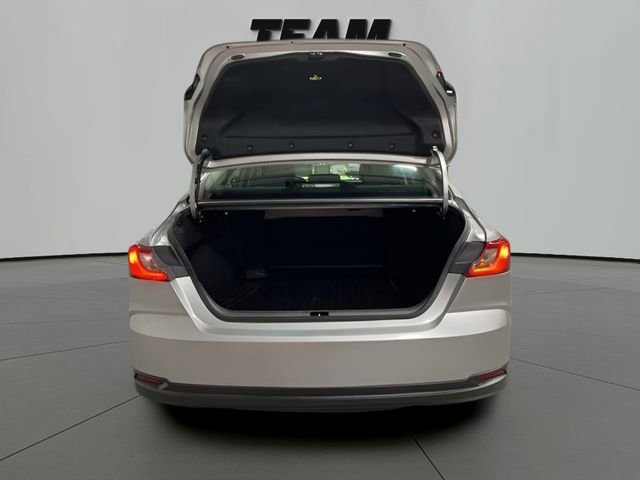 Used 2025 Toyota Camry LE AWD/4WD image 6