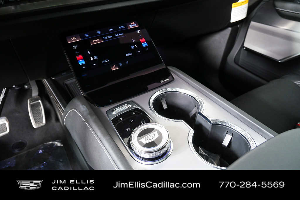 Certified 2026 Cadillac Vistiq Luxury AWD/4WD image 16