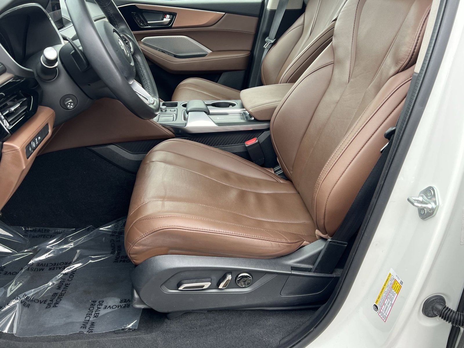 Certified 2024 Acura MDX FWD w/ Technology Package image 10