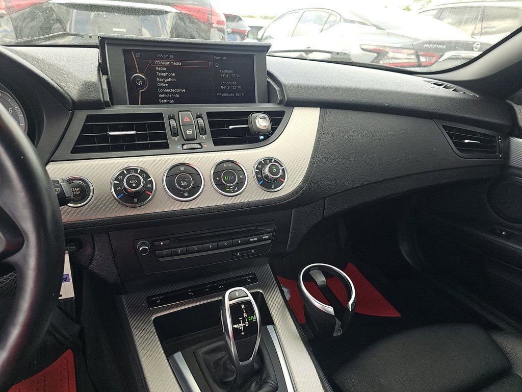 Used 2012 BMW Z4 sDrive35is image 11