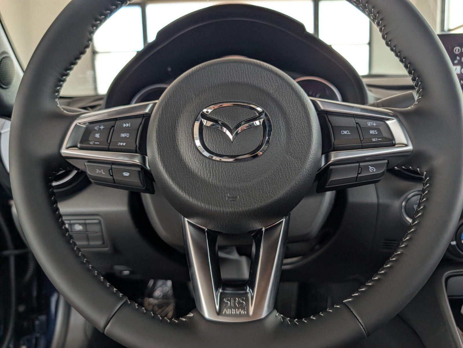 New 2026 MAZDA MX-5 Miata Club w/ Weather Package RWD image 17