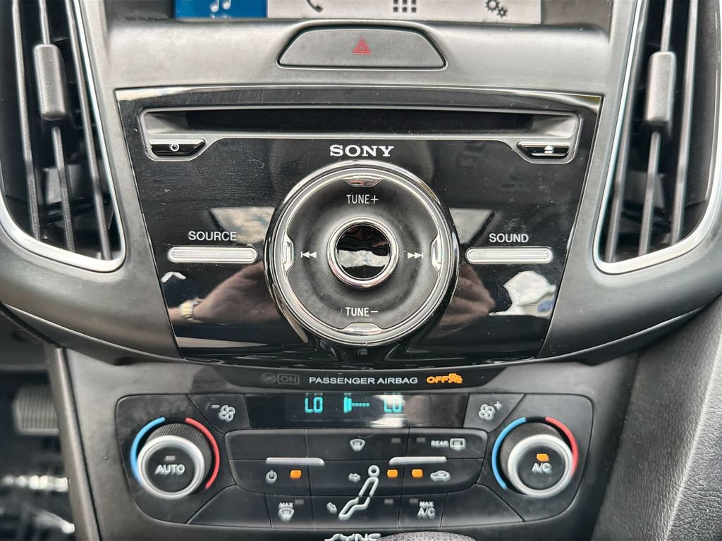 Used 2018 Ford Focus SEL FWD image 16