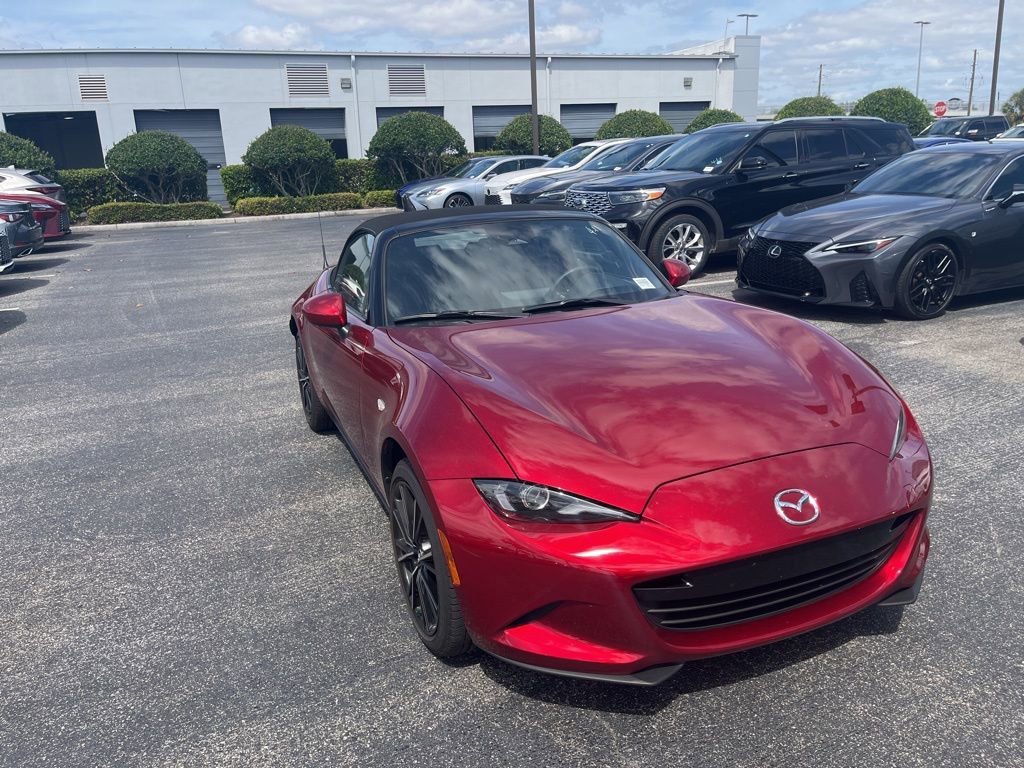 Used 2024 MAZDA MX-5 Miata Grand Touring image 10