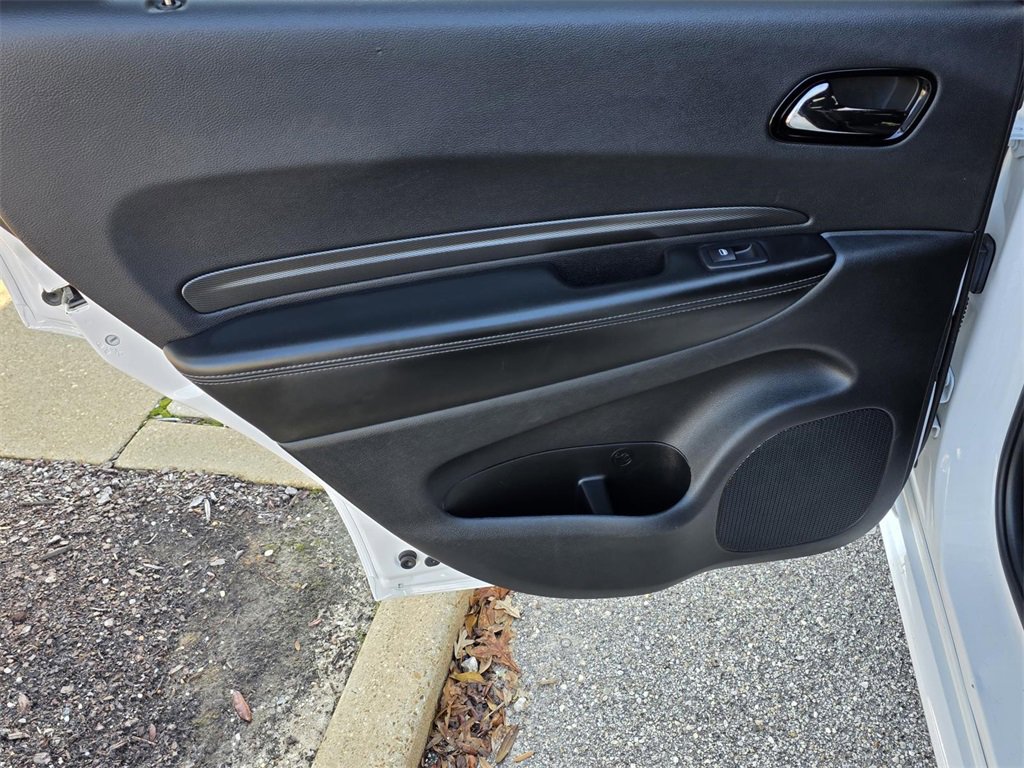 Used 2022 Dodge Durango GT w/ Blacktop Package image 31