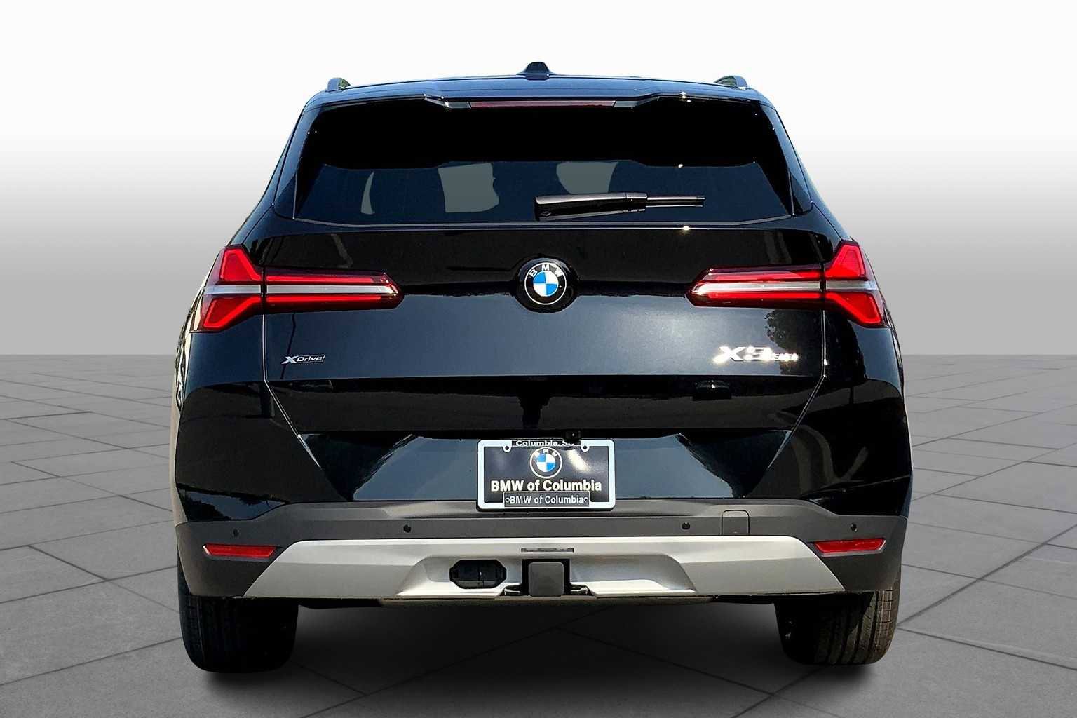 Used 2025 BMW X3 xDrive30i w/ Premium Package image 4