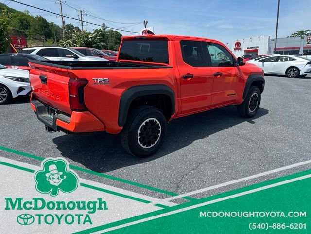 Certified 2024 Toyota Tacoma TRD Off-Road AWD/4WD image 3