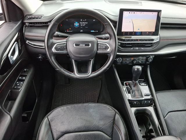 Used 2022 Jeep Compass Trailhawk w/ Trailhawk Elite Group image 2