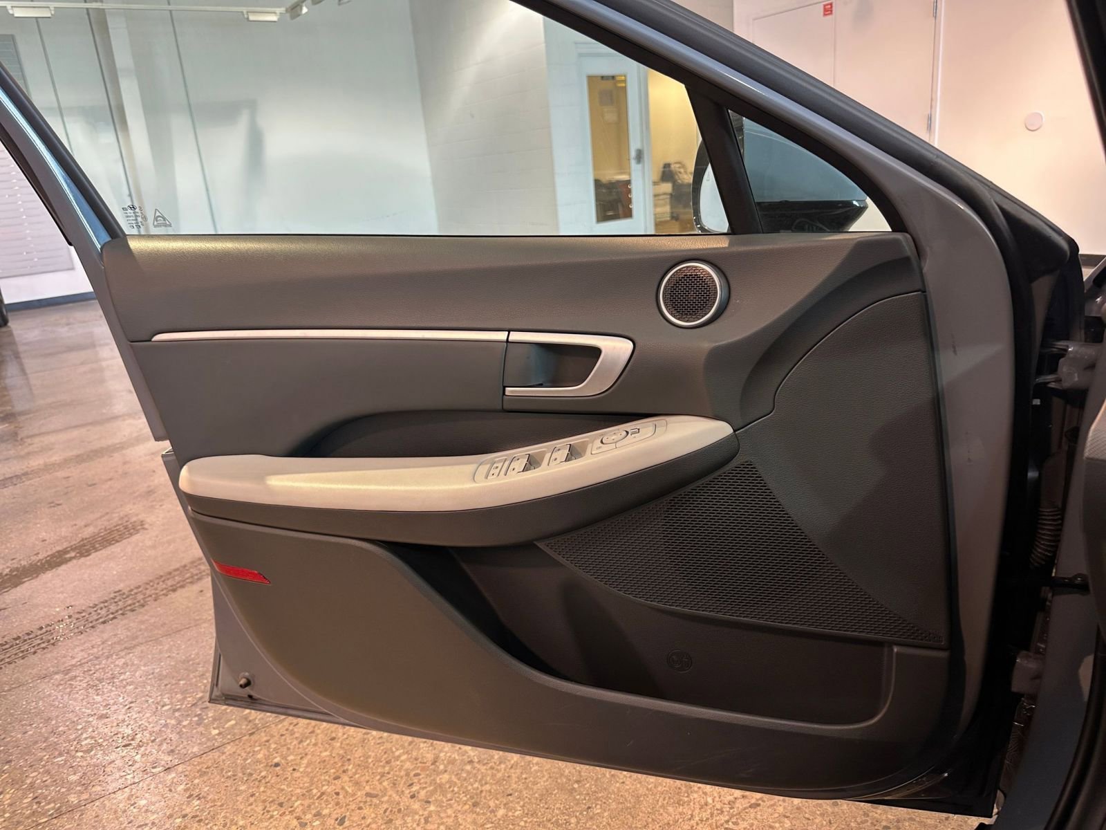 Used 2025 Hyundai Sonata SEL image 18